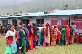 साँखमा आयोजित निःशुल्क स्वास्थ्य शिविरबाट २ सय महिलाले सेवा लिए 