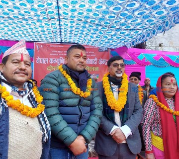 नेपाली कांग्रेसका क्षेत्रिय प्रतिनिधि सहित ५ जना माओवादीमा प्रवेश 