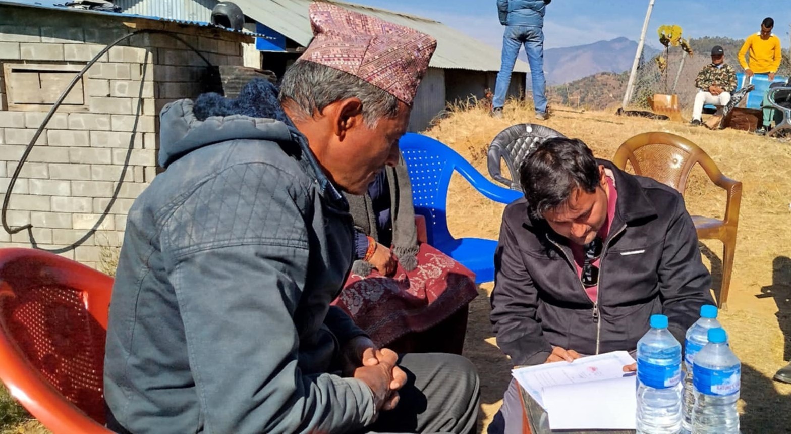 त्रिवेणीमा आपतकालीन परियोजना संचालन गर्न समझदारी पत्रमा हस्ताक्षर 